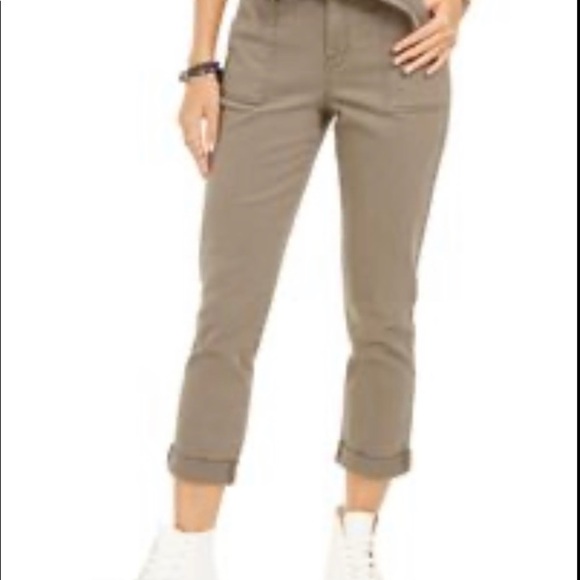 STYLE & CO Cropped Pants. Olive Color. SZ 10 - Picture 5 of 5